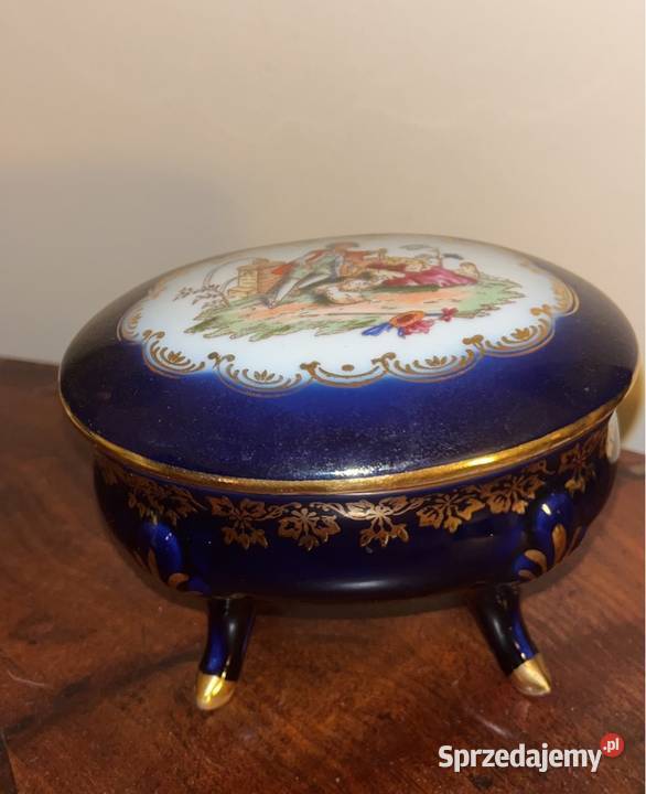 Puzderko PM Import Na 4 nóżkachKobalt Złocone Porcelana i szkło Gdańsk