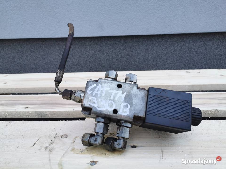 Blok zaworowy osprzętu Cat TH 330B Wilkowo