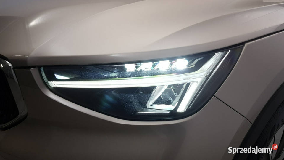 Volvo XC 40 B3 Core Z Polskiego Salonu Faktura elektryczne lusterka Warszawa