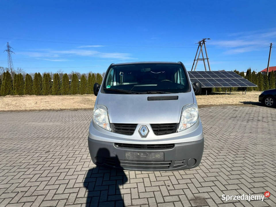 Renault Trafic 20dci 5