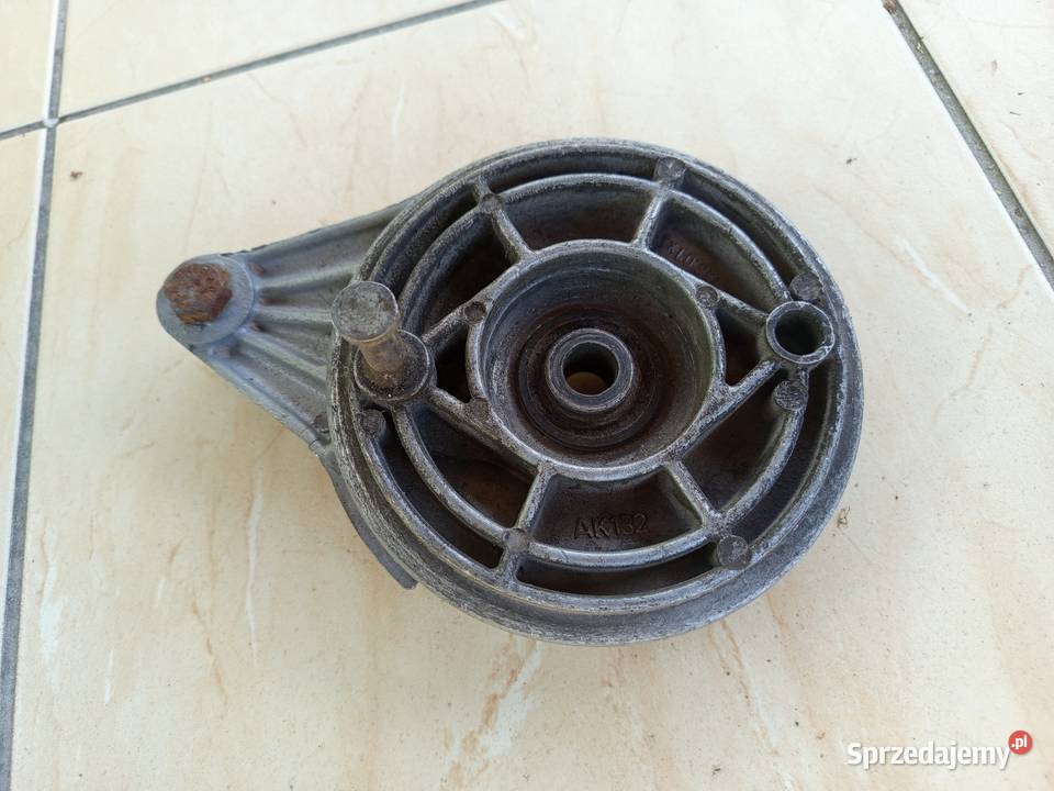 WSK 175 szczękotrzymacz tył Zgierz