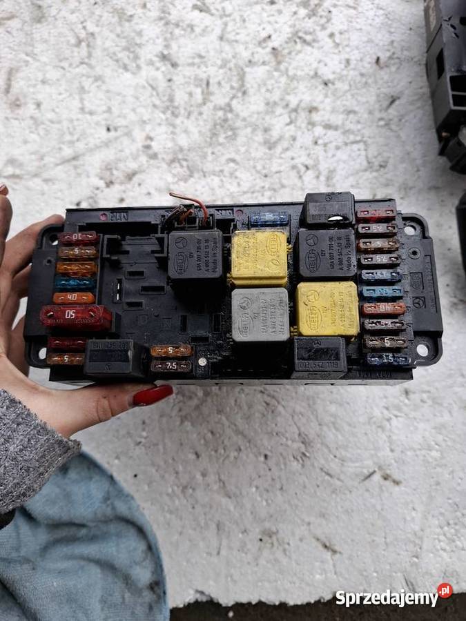 Moduł Sterownik SAM Mercedes W203 22 osobowe Wisznice