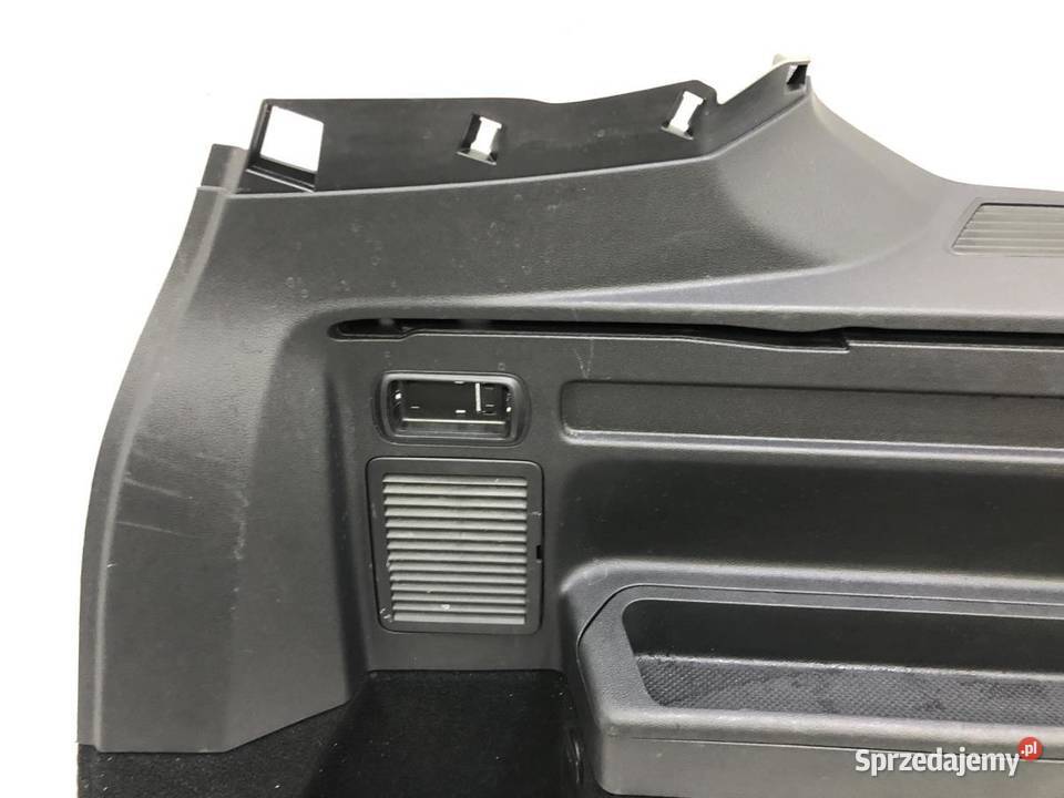 BOCZEK BAGAŻNIKA LEWY 5TA867033 VW TOURAN III