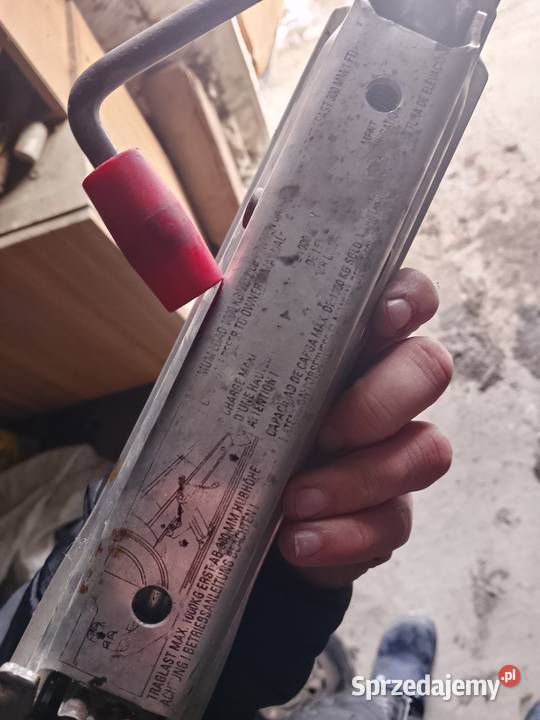 Lewarek podnośnik a4 b5 Uchanie