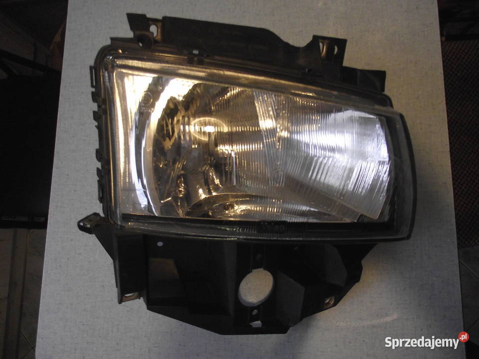 Volkswagen T4 Reflektor prawy Valeo dolnośląskie Wrocław