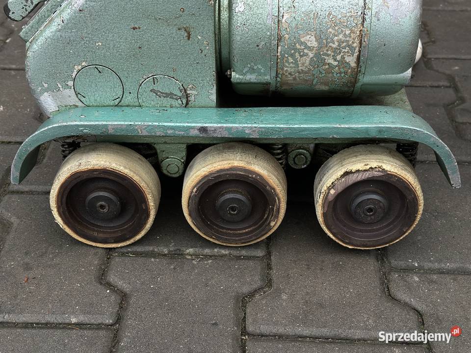 Posuw 3 rolkowy KELLER 1445 Łabuńki Pierwsze