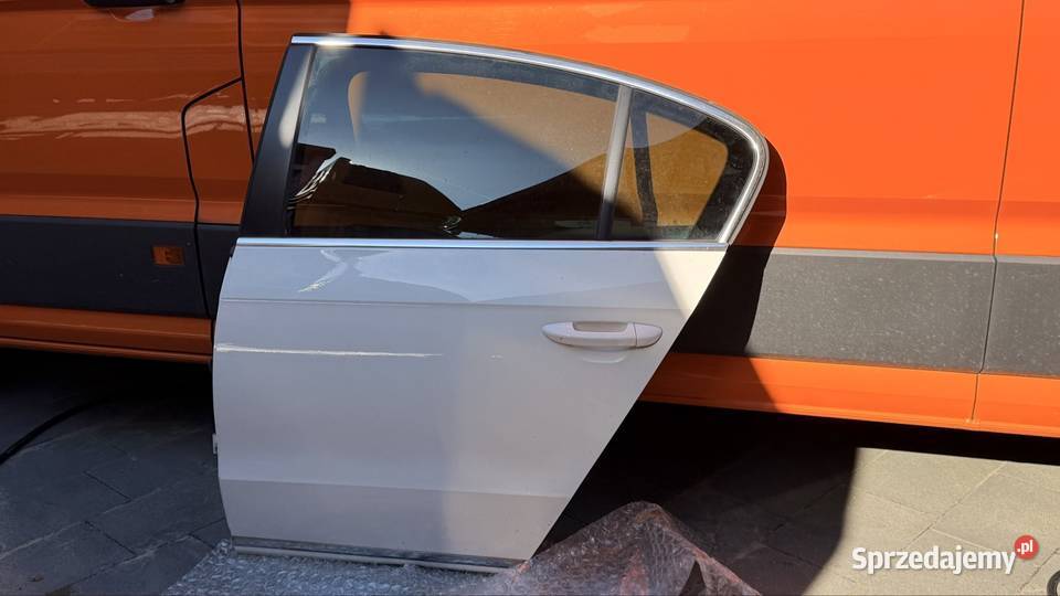 Drzwi tylne lewe Volkswagen Passat B7 sedan LB9A Starogard Gdański