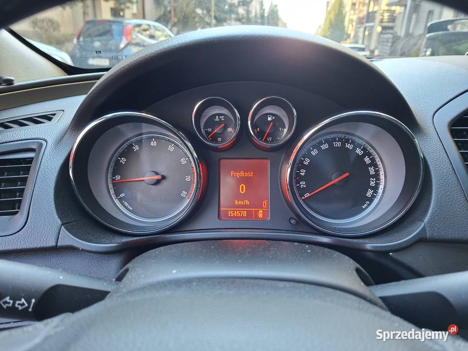 Opel Insignia 18 140 2010 155 Garażowany Kraków