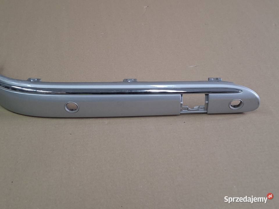 MERCEDES CKLASA W203 LISTWA ZDERZAKA PRZÓD PRAWA osobowe Bieleń