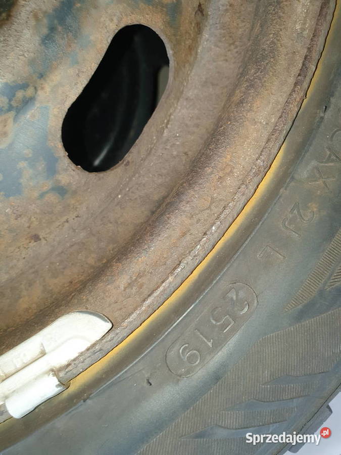 Felga stalowa 6Jx15H2 opona Laufenn 18555R15 Dobre Miasto