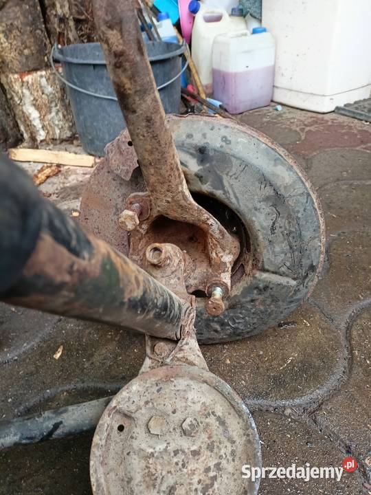 Mercedes W123 beczka zwrotnica piasta osłona Skarżysko-Kamienna