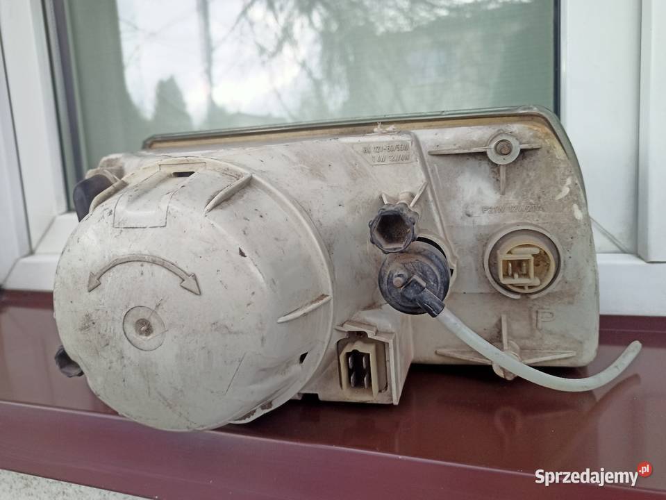 Skoda Favorit lampa przednia prawa reflektor łódzkie Sieradz