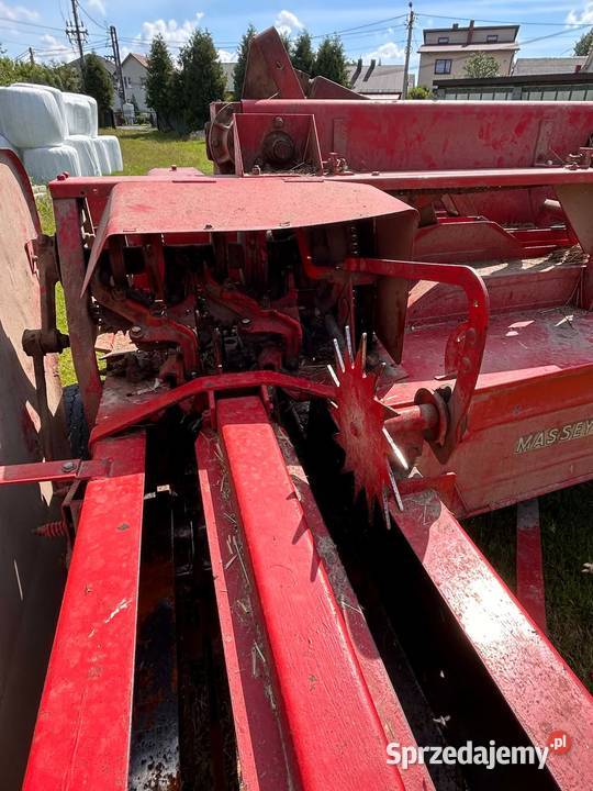 Sprzedam prasę kostkujaca Massey Ferguson typ Zawada