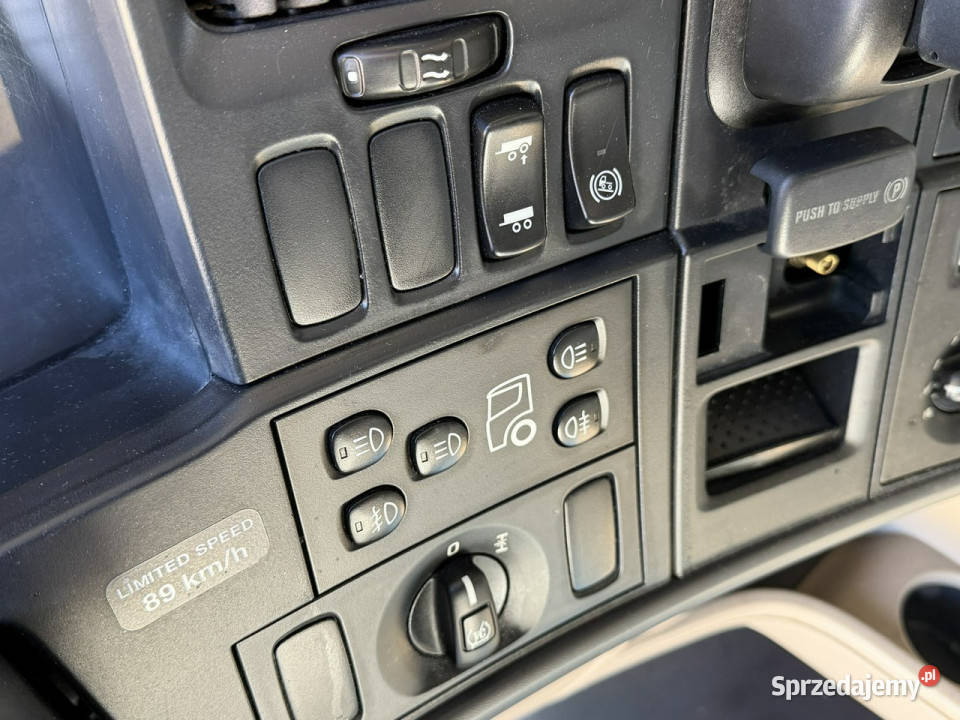 Scania R580 V8 E6 4x2 Standard Crown Edition pierwszy właściciel Widełki