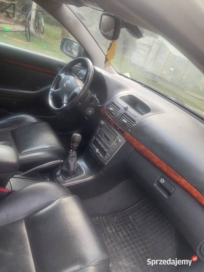 Toyota Avensis Stare Groszki