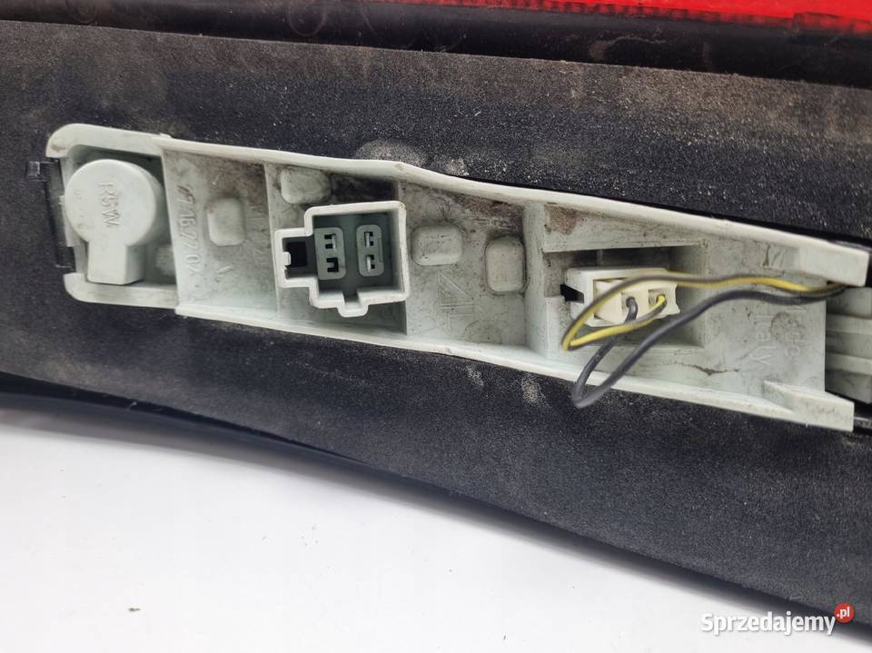 LAMPA PRAWA Volvo V50 KOMBI 0712r LIFT TYLNIA Rudka