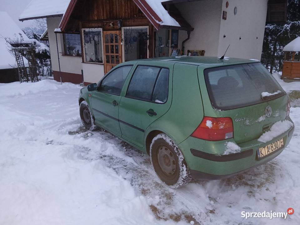 Volkswagen Golf IV 14 benz Piątkowa