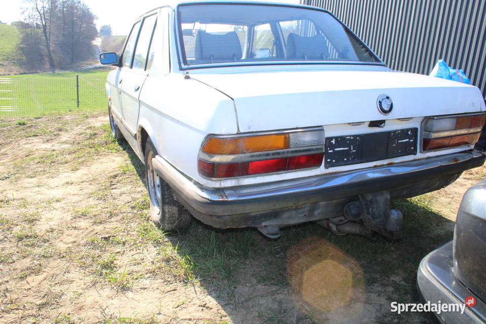 BMW E28 520i Sedan 1984r 267111 5 Benzyna M20B20 Iława