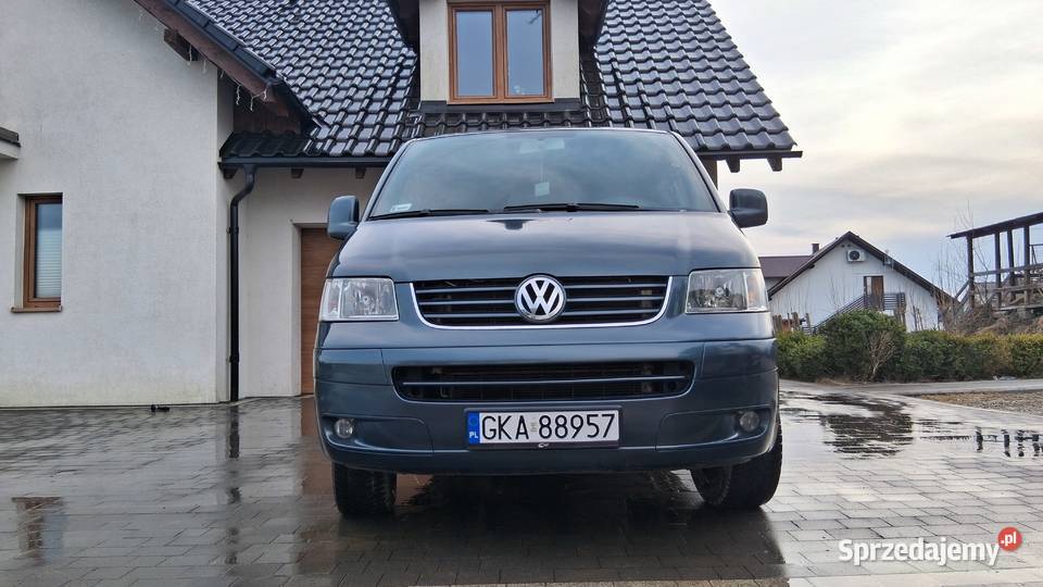 Volkswagen T5 9osobowy manualna Caravelle Gdańsk