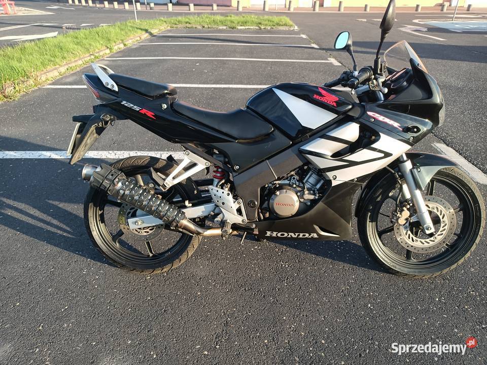 Honda CBR125R 2005 19400 2006 pierwsza Częstochowa