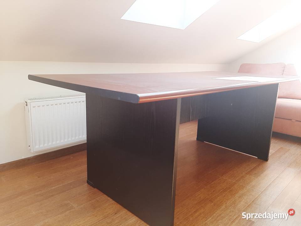Stół konferencyjny z 6 krzeslami pod Olsztynem Marki sprzedam