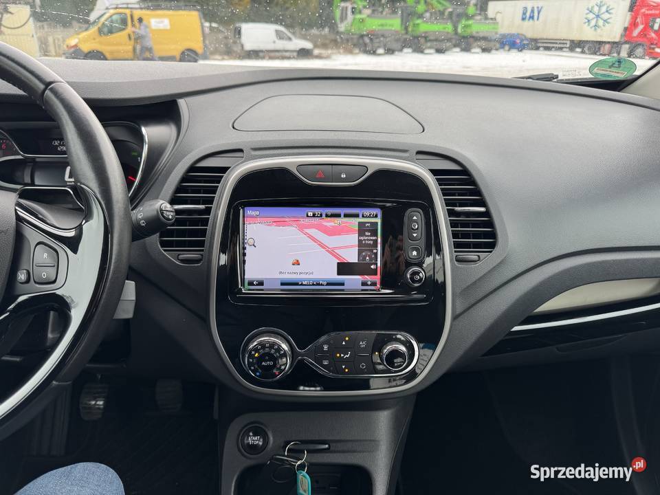 Renault Captur 12 BENZYNA Klimatronik Tempomat komputer pokładowy Konin