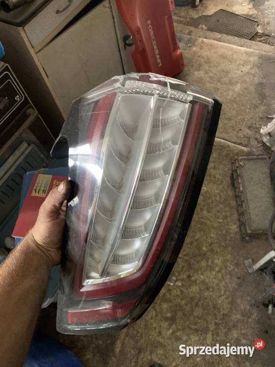 Lampa tylna lewa Ford Edge Titanium osobowe Lublin
