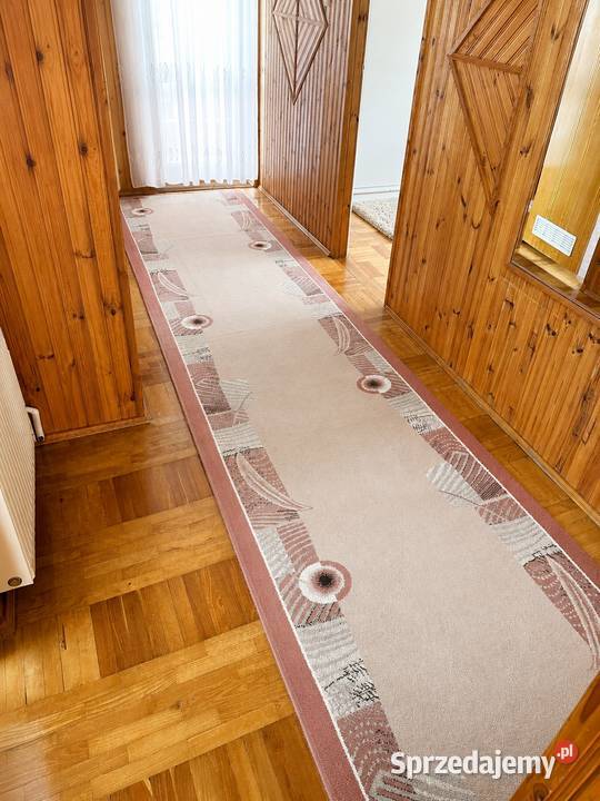 Długi dywan chodnik 119 483 beżoworóżowy do