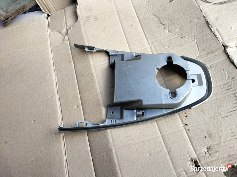 CORSA D 13204955 ŚRODKOWA RAMKA KRATKI NAWIEWU Kamień-Kolonia sprzedam