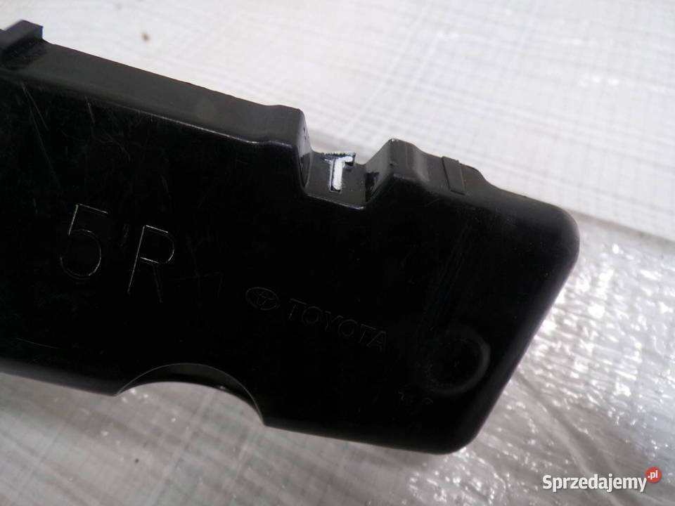 ŚLIZG ZDERZAKA PRAWY PRZÓD TOYOTA COROLLA E18