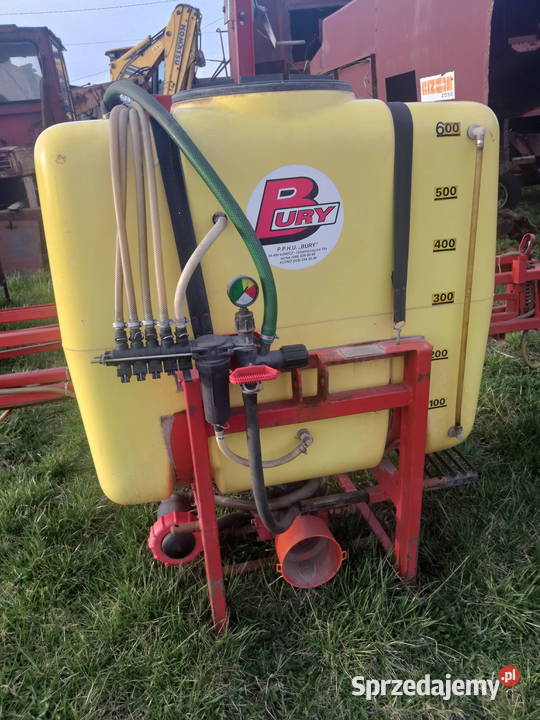 Opryskiwacz bury nieuszkodzony Piątek