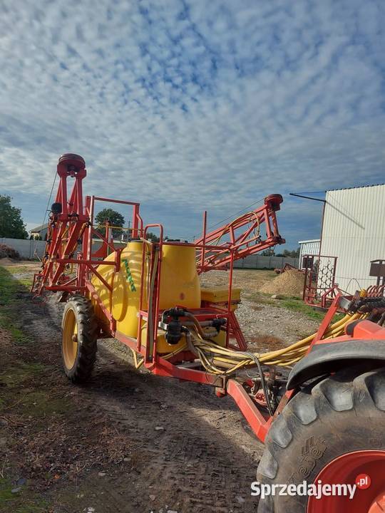 Opryskiwacz MOSKIT 1500L 15m ciągany Płock