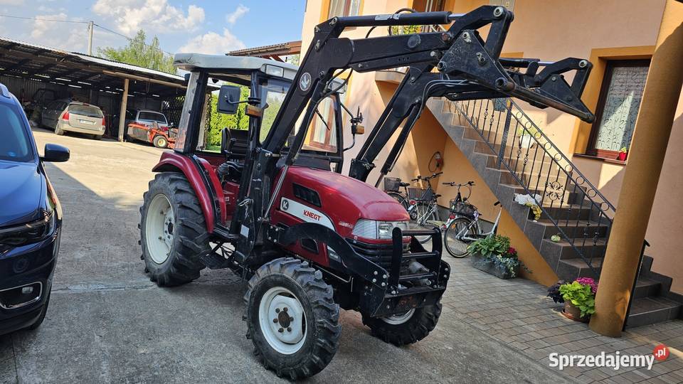 Ciągnik Rolniczy KNEGT 404 CG2 z Napędem 4x4 i Zarszyn