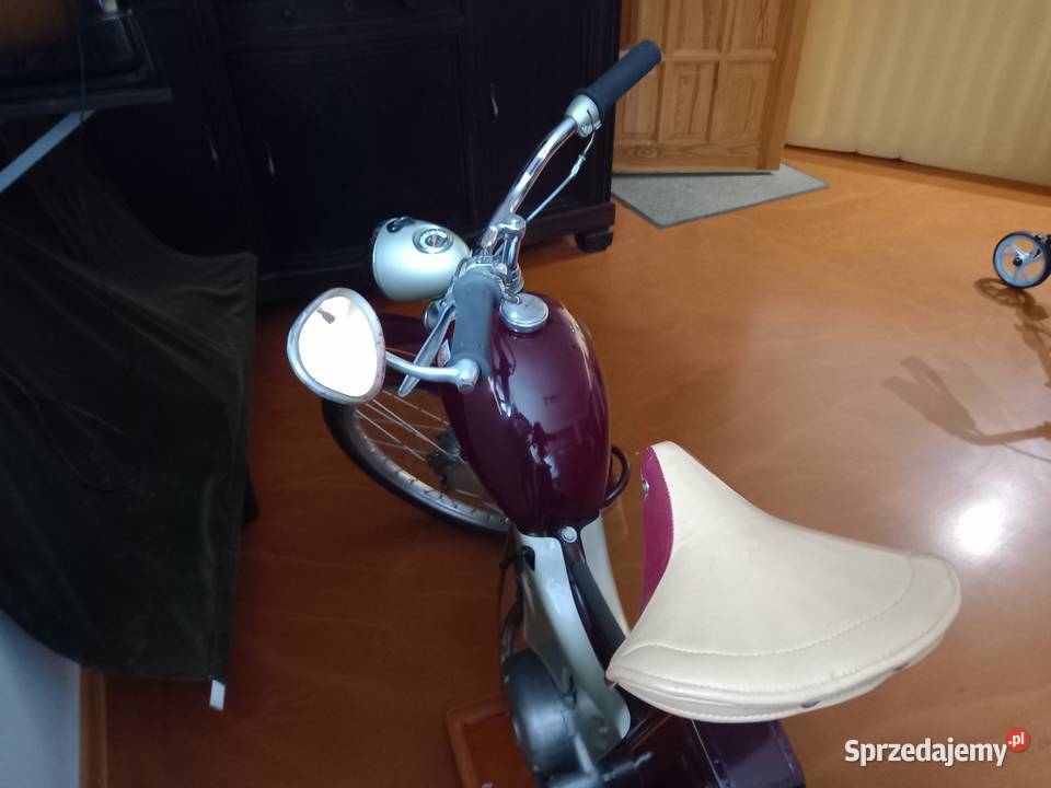 Zabytkowy motorower SIMSON SR2