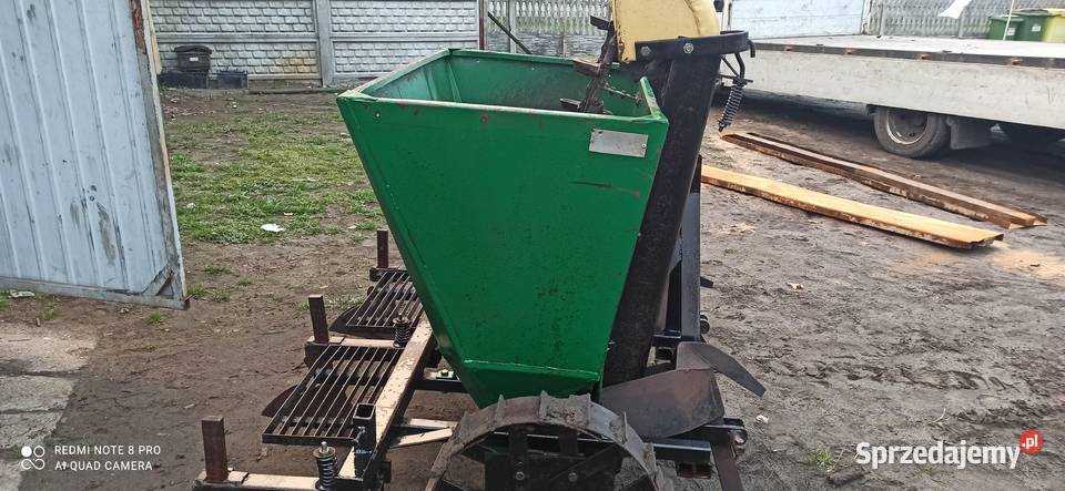 sadzarka kubełkowa Sadzenie/siewniki łódzkie Parcice