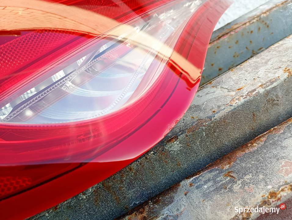 Lampa tylna lewa USA LED Mercedes CLA C117 W117 Niegowonice