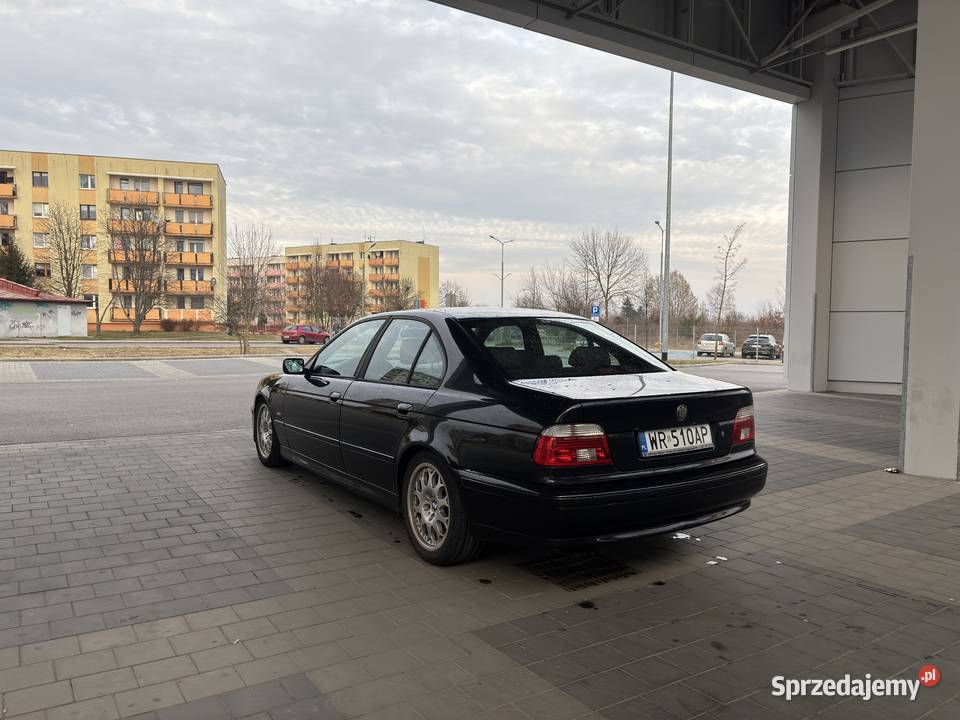 BMW E39 530i