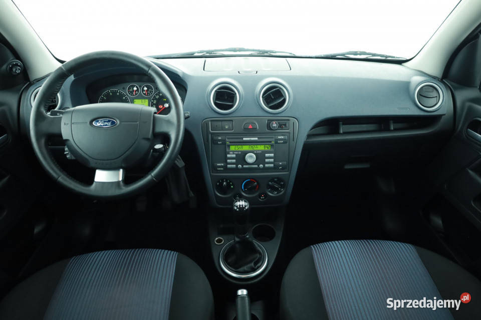 Ford Fusion 14 nieuszkodzony
