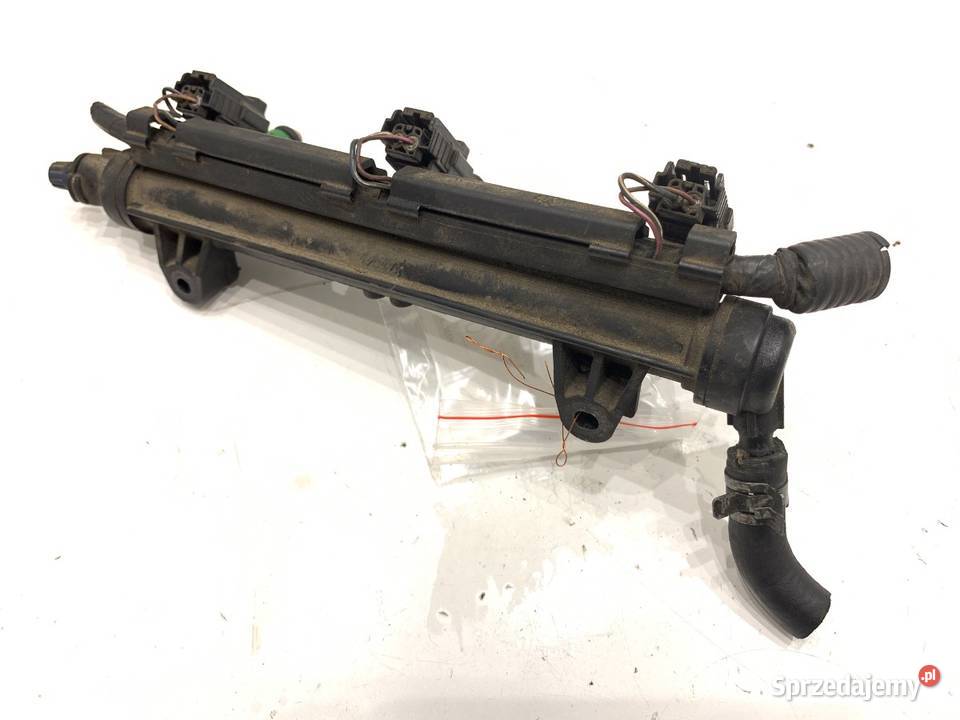 LISTWA WTRYSKOWA VW POLO IV 9N 03E133320 12 64