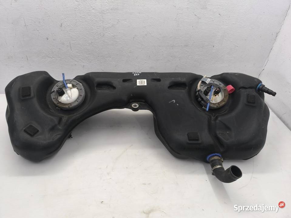 ZBIORNIK PALIWA BAK BMW 1 E87 E81 LIFT 16