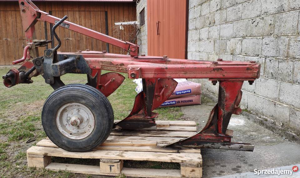 Pług 3 skibowy FERMSTAL Maszyny uprawowe Dodów