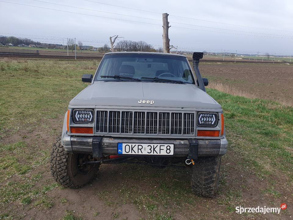 Jeep cherokee 40 benzyna 1991r 4000cm3 Opole