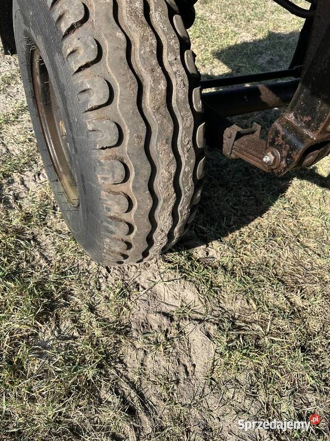 Przyczepa czarnabiałostocka d35 nieuszkodzony Rurzyca