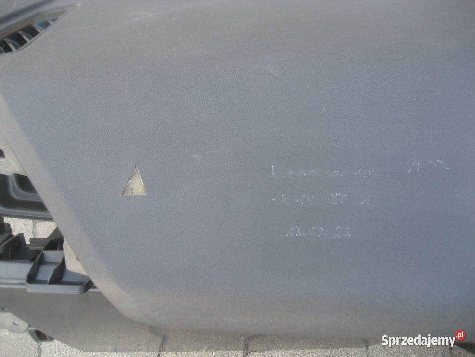 bmw 1 f70 2425r deska rozdzielcza konsola wersja Rakoniewice