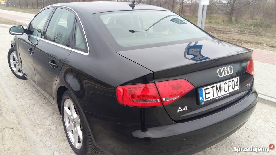Audi A4 2010 stan idealny 2x LED sedan garażowany Tomaszów Mazowiecki