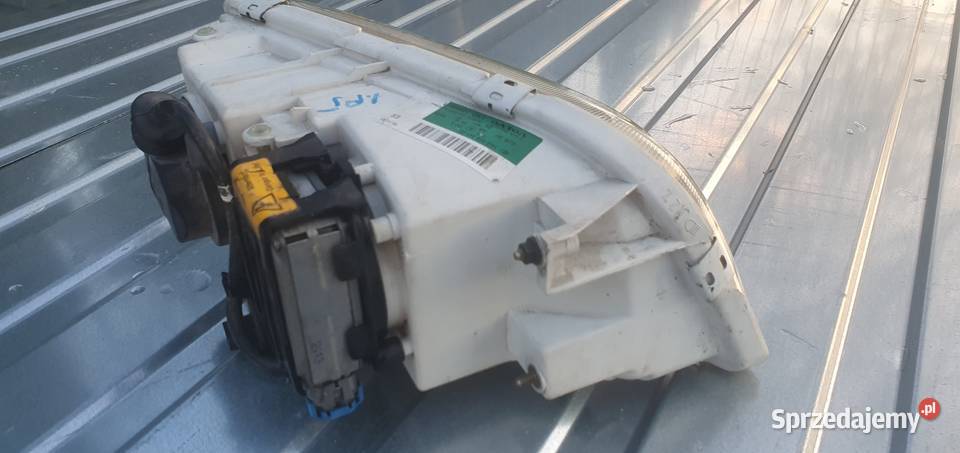 VOLVO S40 V40 20012004 REFLEKTOR LEWY WYSYŁKA Pobiedziska