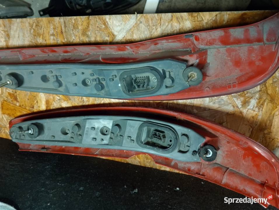 Lampy tył Fiat Punto osobowe Lampy tylne Sawin