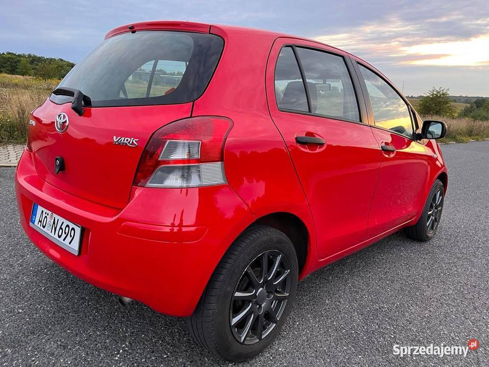 Toyota Yaris benzyna klima Bukowno sprzedam