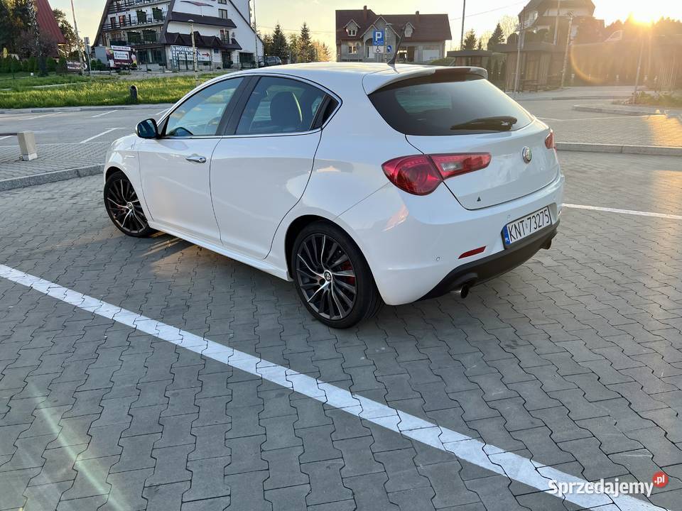 Alfa Romeo Giulietta Quadrifolio Verde QV