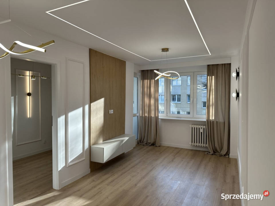 59m2 Balkon 1 piętro Remoncie 4 pok miejsce Słupsk